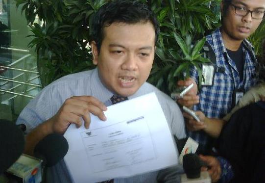 Tommy Laporkan Dugaan Suap Sebagai Gratifikasi